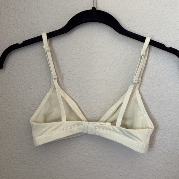 SKIMS fits everyone light cream/mint bralette - Picture 7 of 11